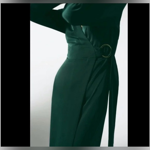 Green shiny jumpsuit - Picture 4 of 12